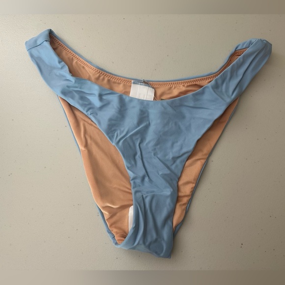 J.Crew Curved-Waist Cheeky Bikini Swim Bottoms Size XS Blue Mist - Picture 1 of 6